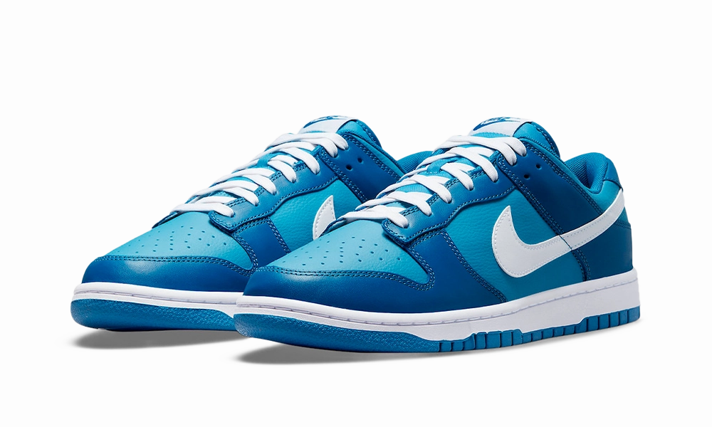 Snowy running traction Nike Dunk Low Dark Marina Blue