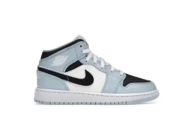 Jordan 1 Mid Ice Blue (2022) lightweight foam maximalist shoe style
