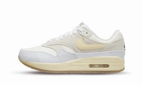 Sturdy Construction Nike Air Max 1 Crepe 'Light Bone' (W)