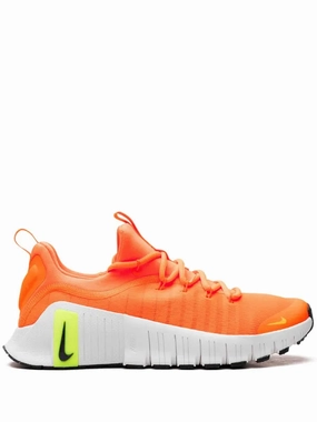 Nike Free Metcon 6 "Orange" Motion control