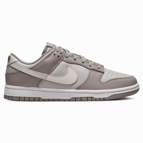 Nike Dunk Low Wmns 'Moon Fossil' Recommended item yoga practitioners' shoes