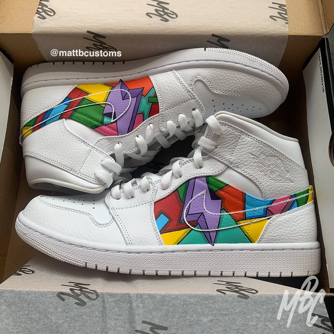 Street Drive Cartoon Freestyle - Jordan 1 Mid | UK 9.5