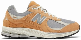 New Balance 2002R Sweet Caramel low - performance shoes