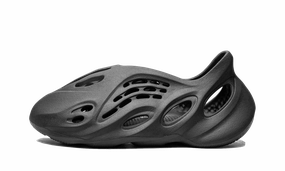 Yeezy Foam RNNR Onyx Adult Wear Warm Keep