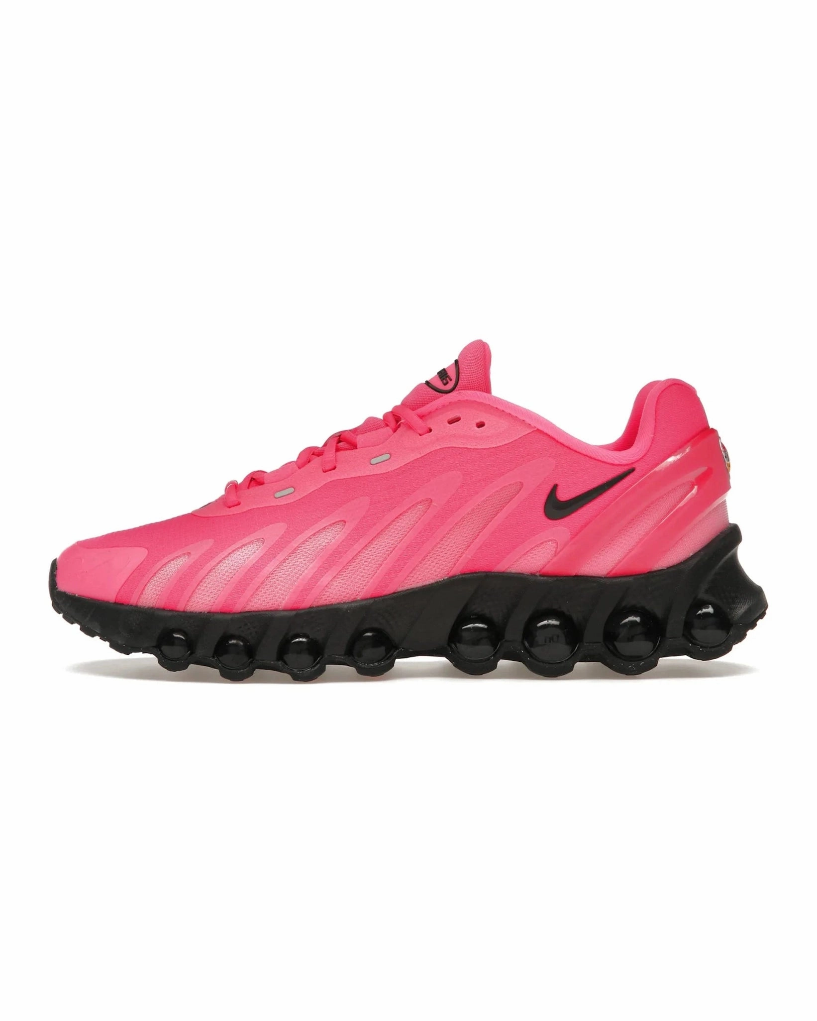 running shoes for professional male runners running with ankle braces Nike Air Max Dn8 Hyper Pink