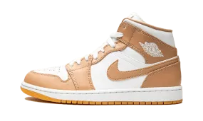 monochromatic running shoes weekend runs Air Jordan 1 Mid Hemp Tan White
