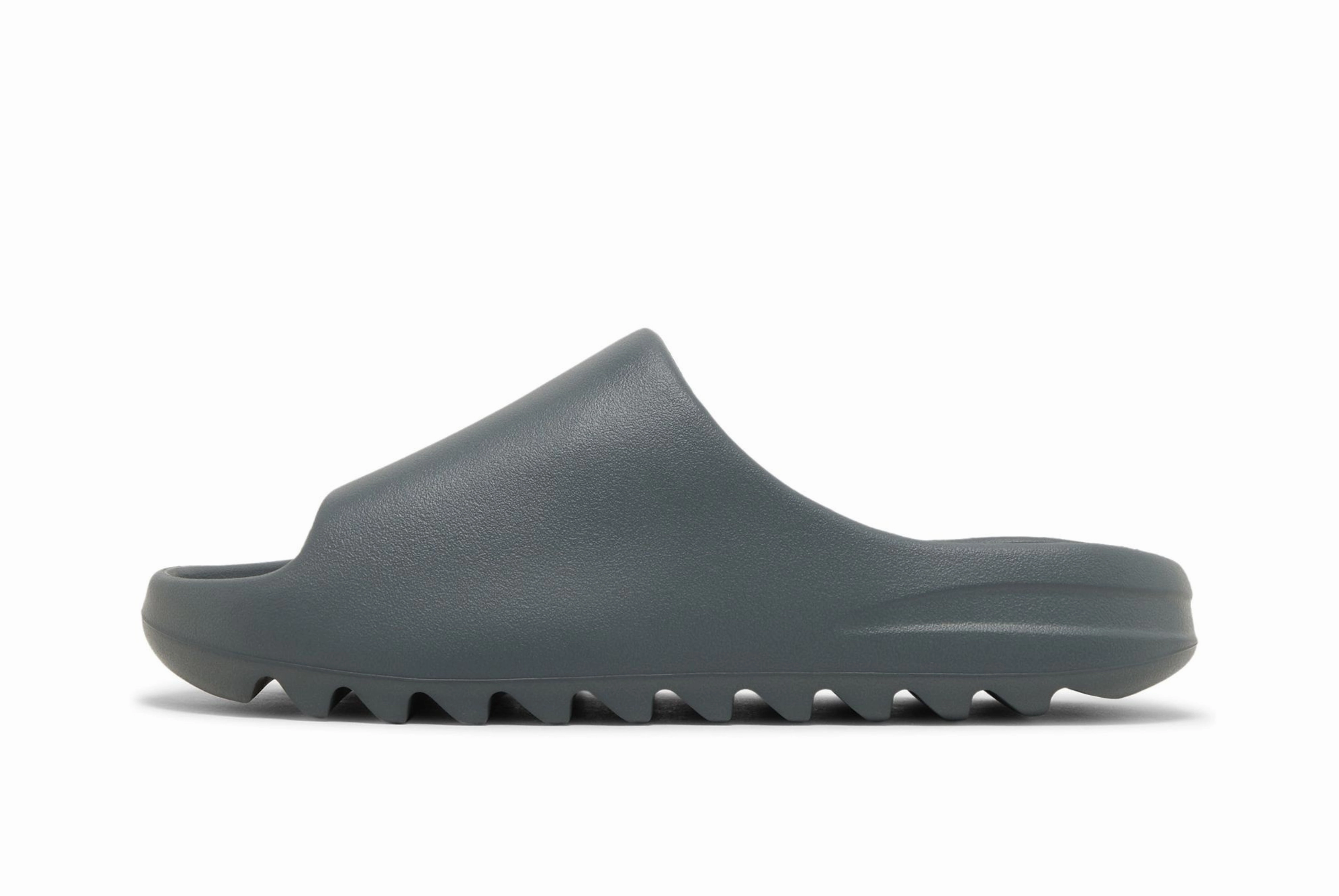 Smooth Instant Relaxation Yeezy Slides 'Slate Marine'