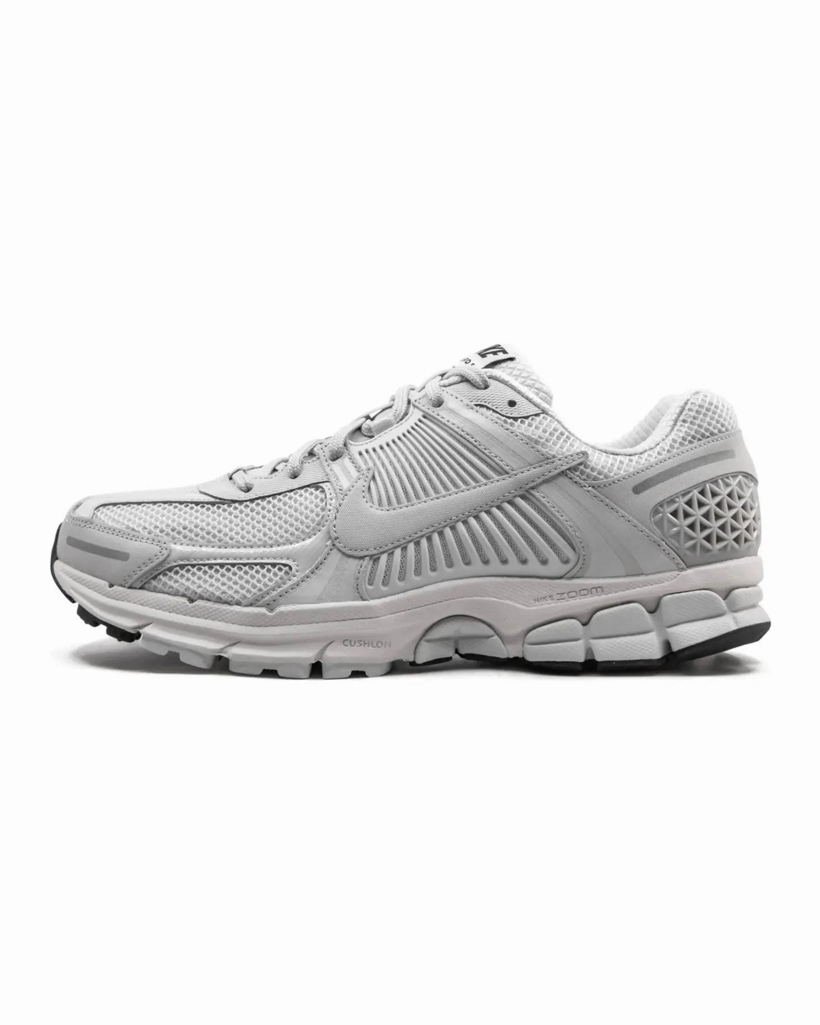 Flexibility Boost Mountain running Nike Zoom Vomero 5 SP Vast Grey