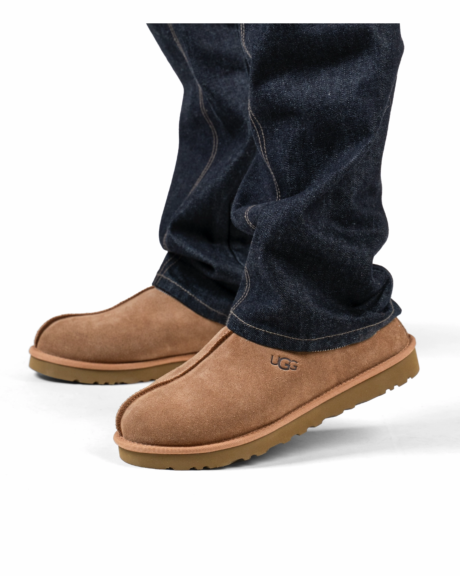 UGG Tasman Slipper Chestnut (W) Breathable Texture