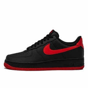 Travel Essentials Slip Ride Nike Air Force 1 Low '07 LV8 Vamps