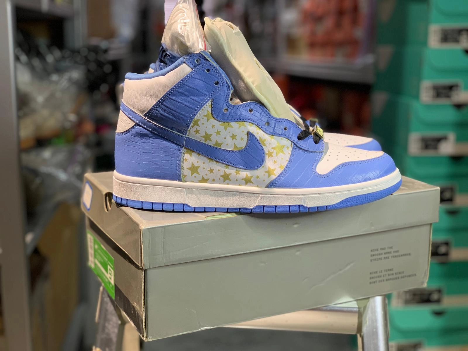 DS 2003' Nike Dunk High Pro SB SUPREME BLUE STARS Cool Streetwear Eco conscious