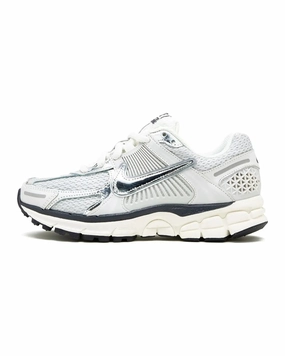 Nike Zoom Vomero 5 Photon Dust Metallic Silver running backpacks Heel Stability