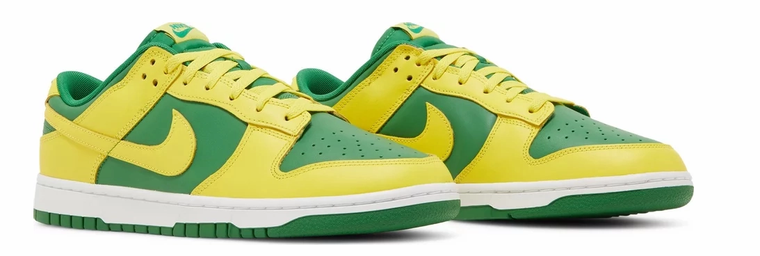 Nike Dunk Low "Reverse Brazil" Travel Essentials