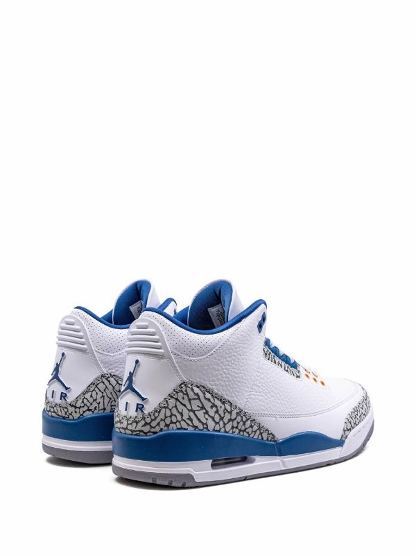 Air Jordan 3 "Wizards" entry - level running shoes