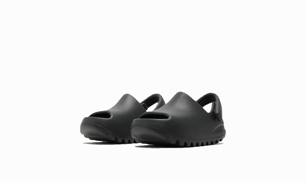 Simple Walk Stretchable Fabric Adidas Yeezy Slide Onyx (Infants)