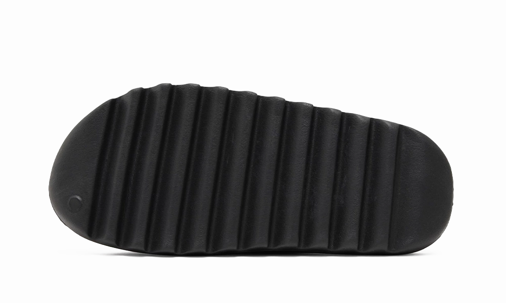 Adidas Yeezy Slide Onyx Motion control