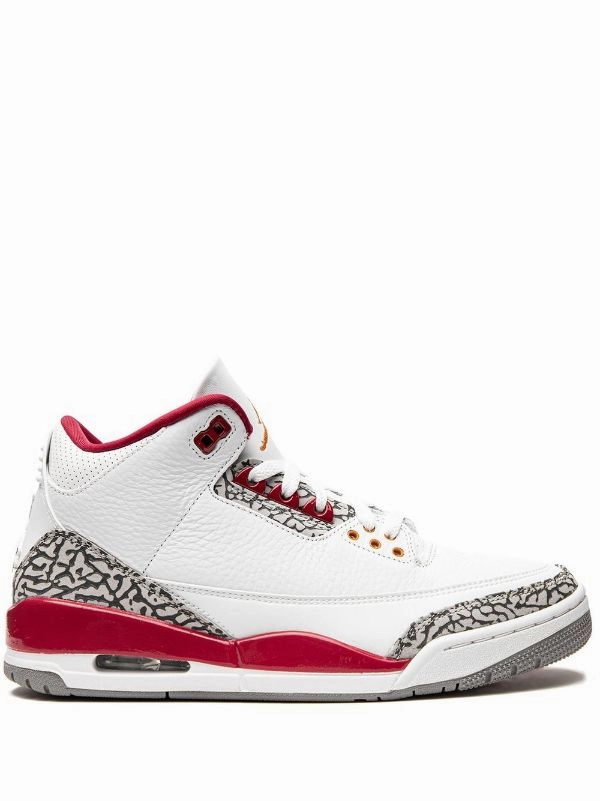 Air Jordan 3 "Cardinal" City running requirement medium - performance shoe capacity