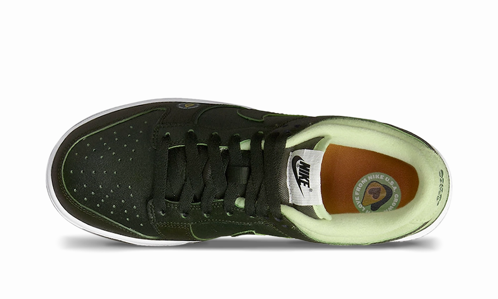Nike Dunk Low Avocado running - challenge