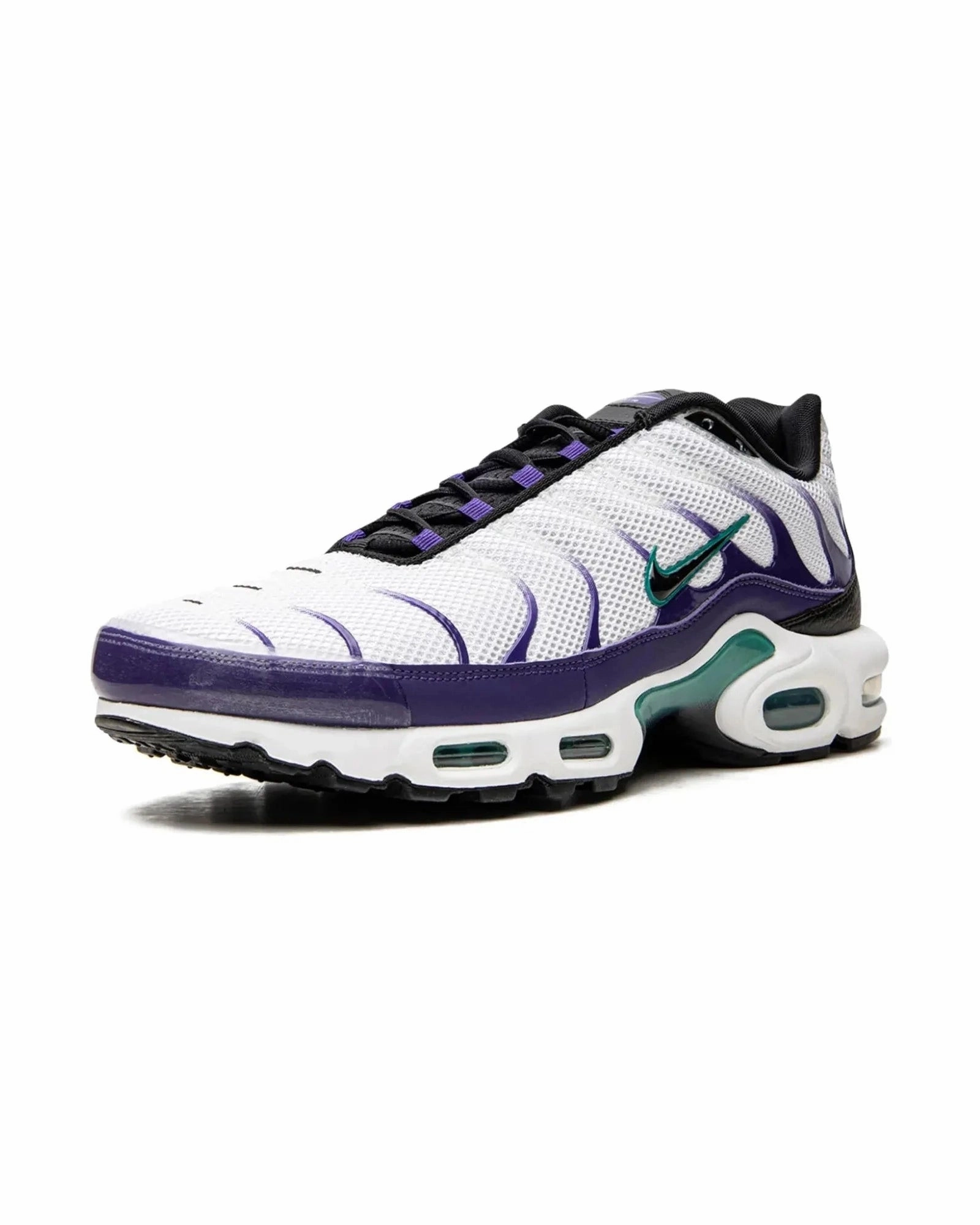Nike TN White Grape Ice running on hills
