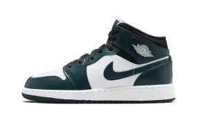 Air Jordan 1 Mid Dark Teal spring running