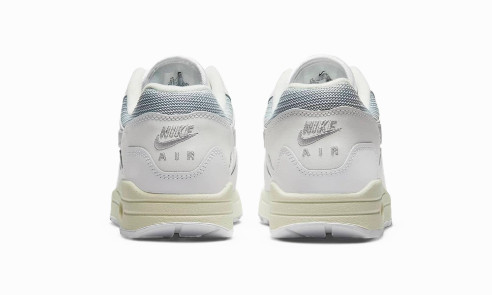 daily running shoes speed equipment Nike Air Max 1 Patta Waves White