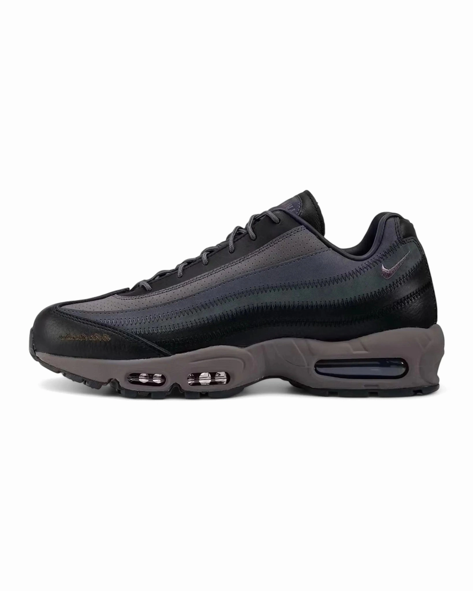 Nike Air Max 95 A Ma Manire Hand Wash Cold running in a chairlift area shoes