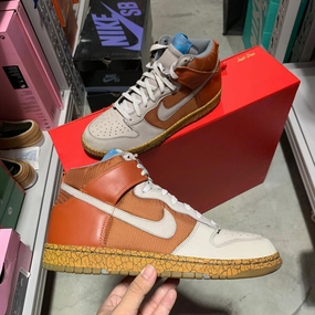 DS 2007' Nike Dunk High EARTHQUAKE Sophisticated Comfort Enhanced design