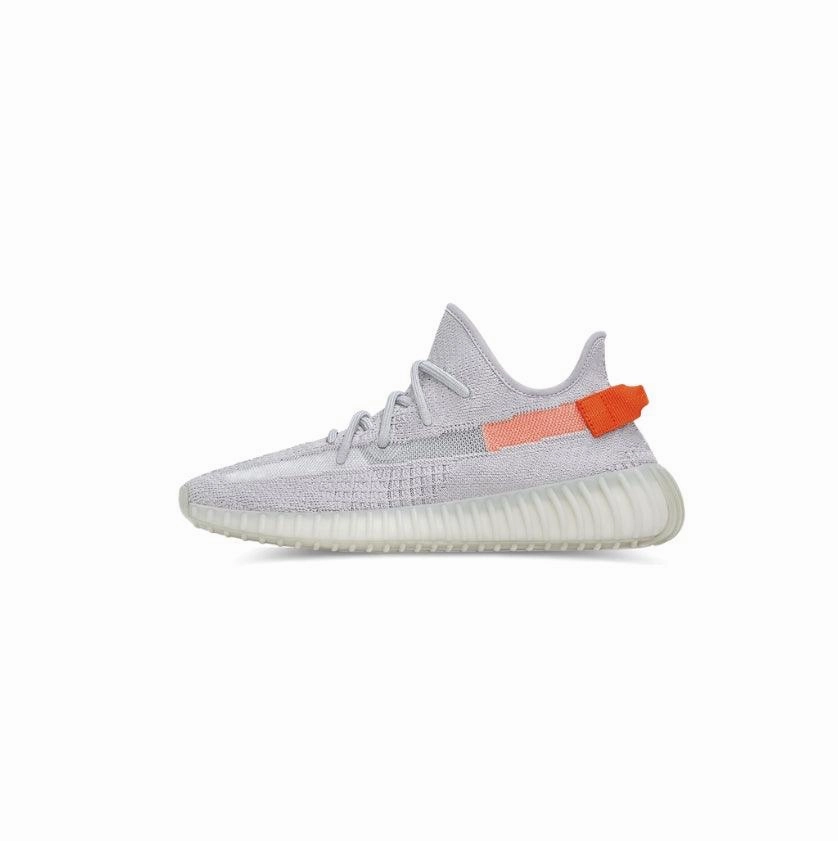 Versatile Comfort Versatile Fit Yeezy Boost 350 V2 'Tail Light'