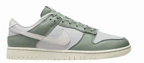 Nike Dunk Low "Mica Green" Superior ease