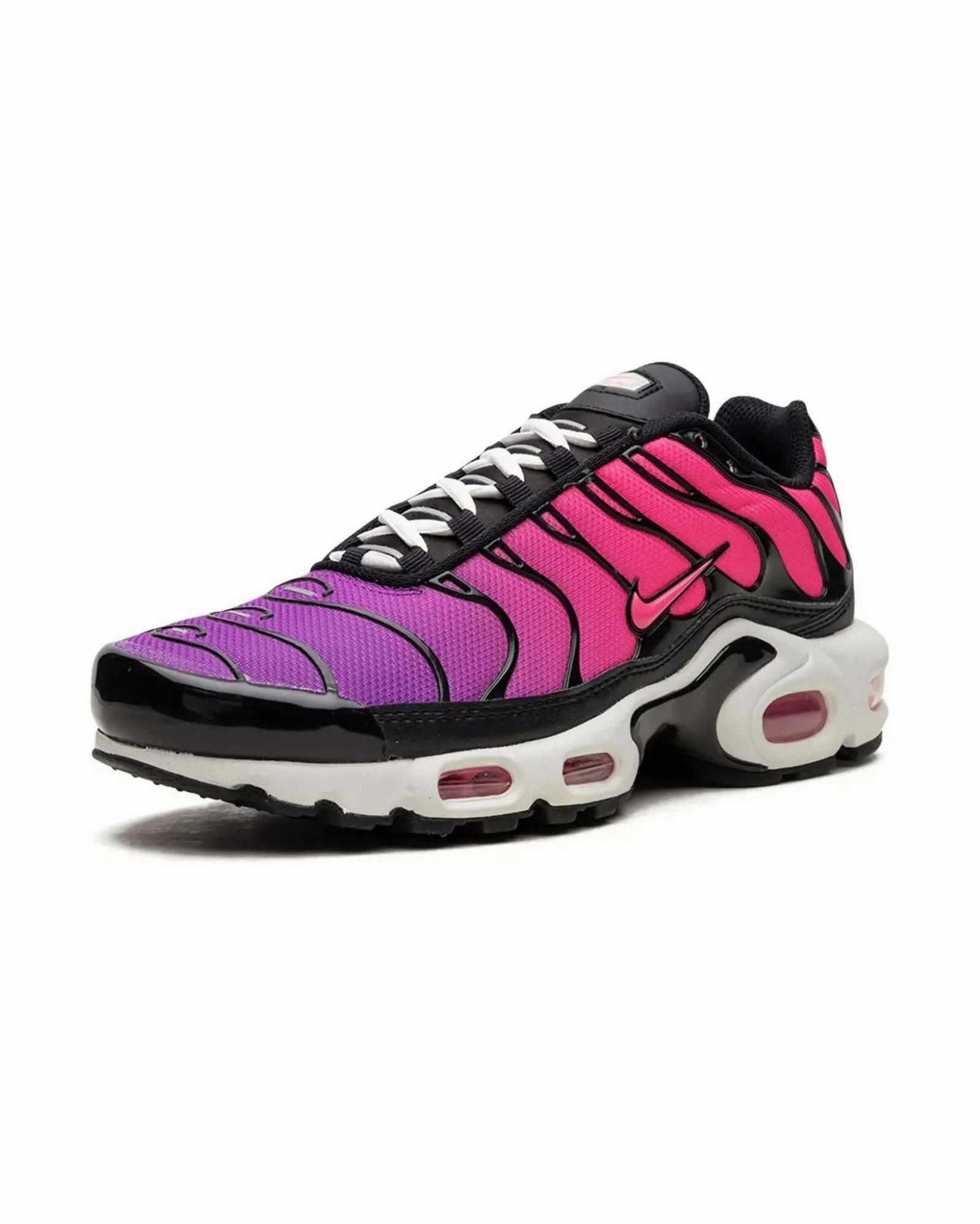 running in a train station area shoes innovation - brand shoes Nike TN Dusk