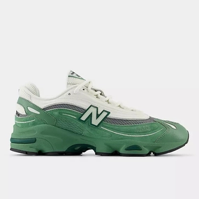 New Balance 1000 "Green" padded collar running shoes