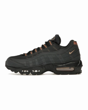 running in a stadium shoes Nike Air Max 95 Central Cee Live Yours