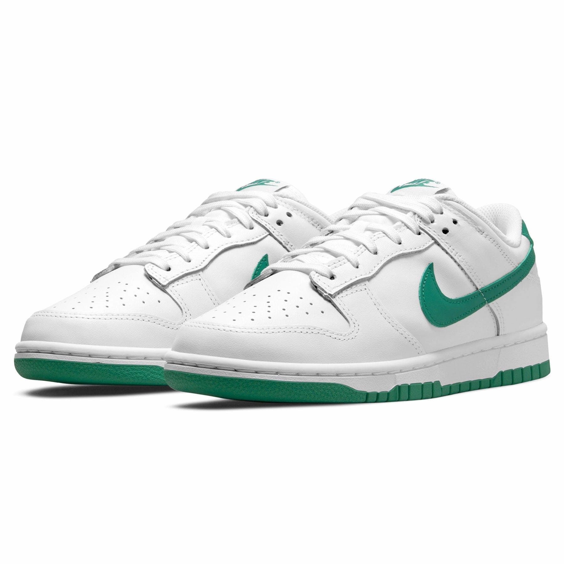 seamless upper shoes casual runner shoes Nike Dunk Low WMNS 'Green Noise'
