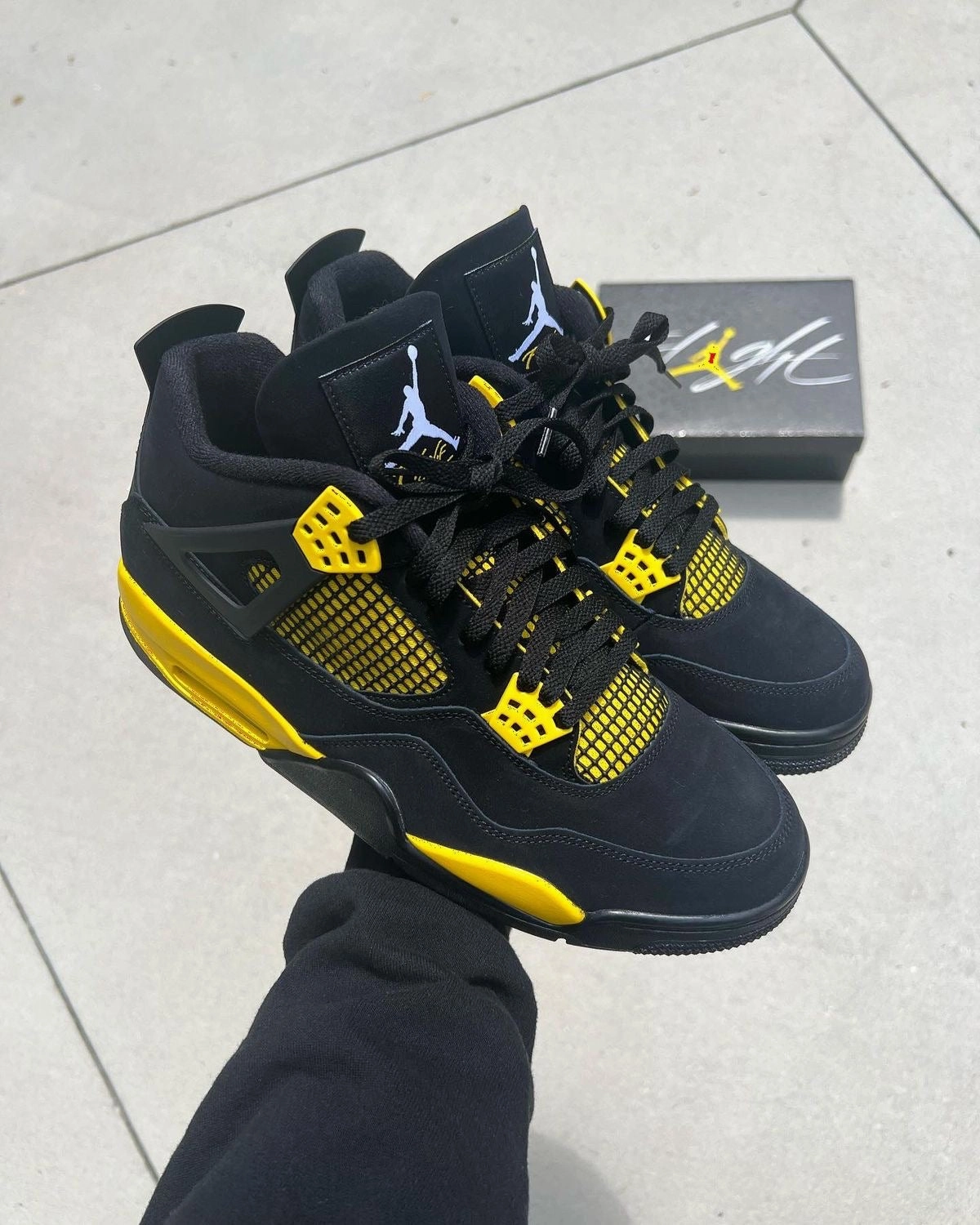Jordan retro 4s yellow thunder youth shoes Comfort - fit