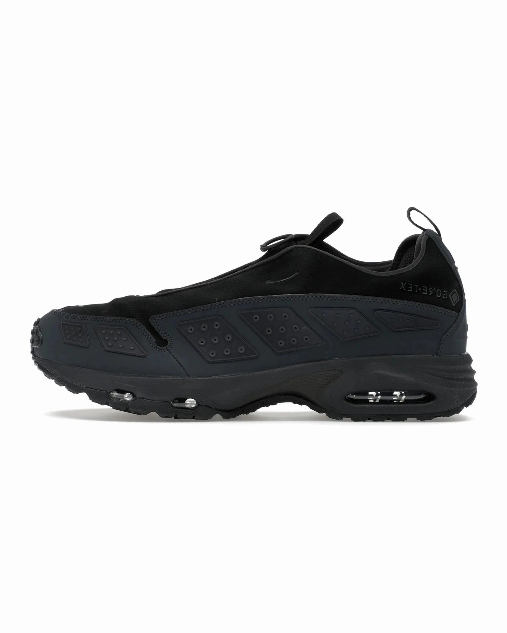 all - season shoes Nike Air Max Sunder Gore-Tex Black Smoke Grey