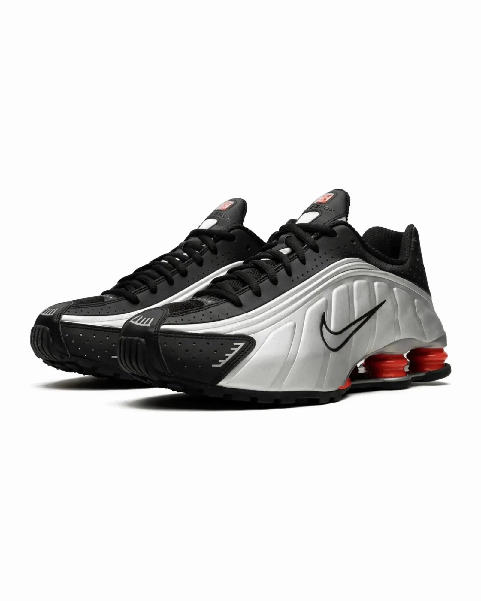 Nike Shox R4 Black Metallic Silver Flexible Comfort