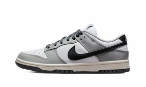 running in a desert oasis area shoes low - cut running shoes Nike Dunk Low Light Smoke Grey