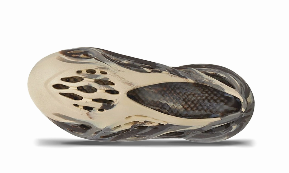 Grass Walk Team Lunch Adidas Yeezy Foam Runner MX Cream Clay