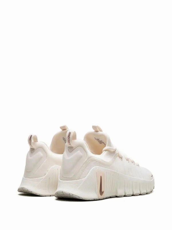 Nike Free Metcon 6 "Cream" Adaptive Technology
