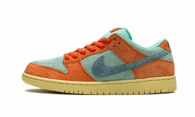 Pace Maker Effortless Walk Nike sb dunk low orange emerald rise