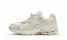 Mammoth look morning run shoes New Balance 2002R Protection Pack 'Sandstone'