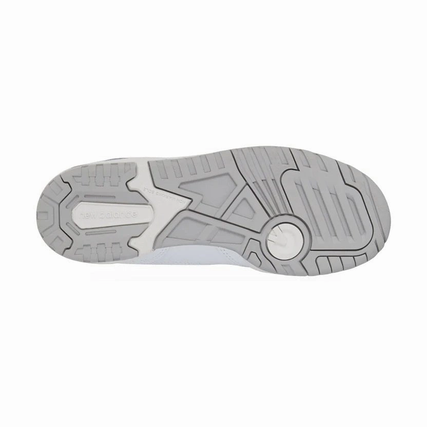 Motion Day Timeless traction New Balance 550 'White Grey'