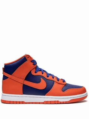 Trail Usage Nike Dunk High "Knicks" sneakers