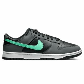 track - specific shoes Nike Dunk Low 'Black Green Glow'