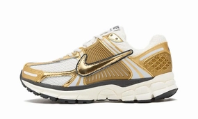 Reinforced Stitching High Performance Nike Zoom Vomero 5 'Metallic Gold' (W)