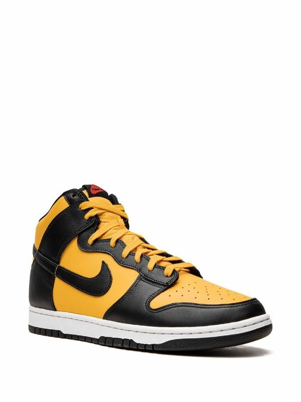 Enhanced comfort Nike Dunk High "Reverse Goldenrod - Bruce Leesneakers