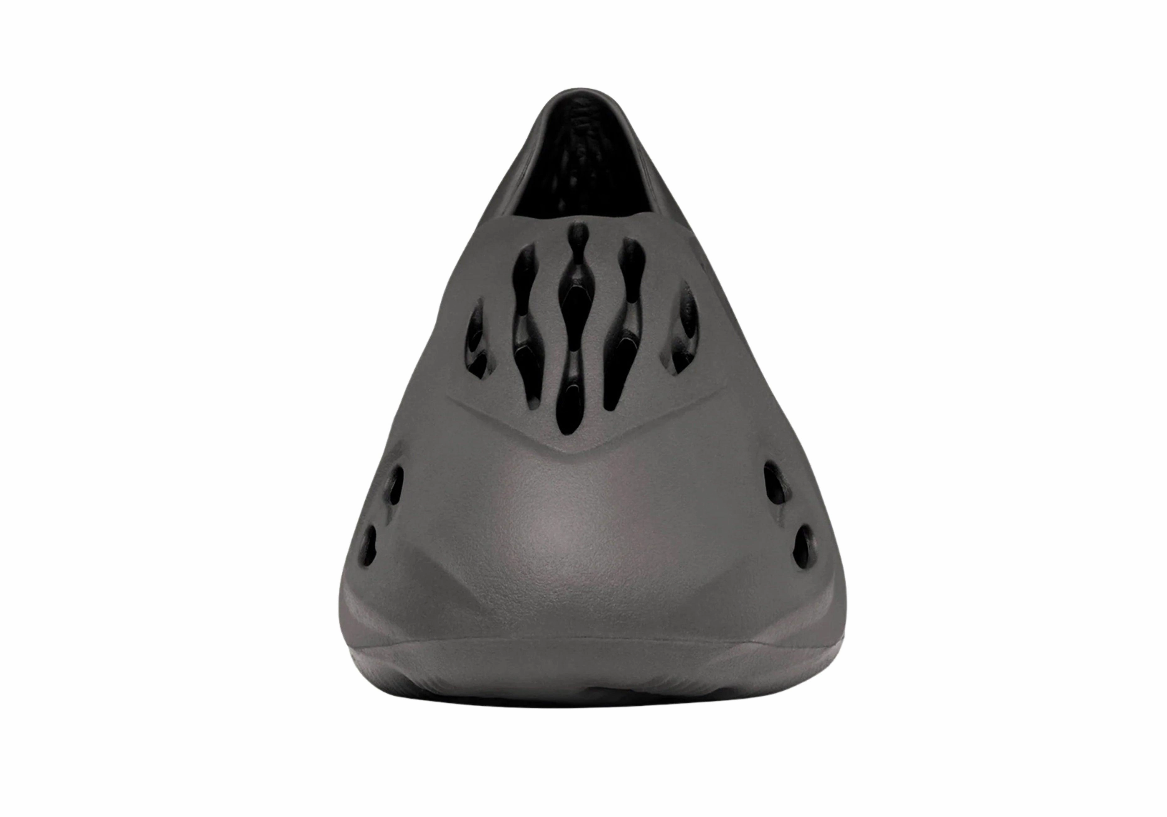 Yeezy Foam Runner 'Carbon' Park Jogger Winter Wear