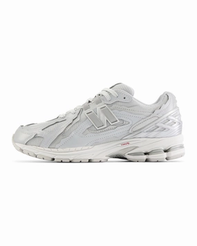 New Balance 1906D Protection Pack Silver Metallic All-day breathability
